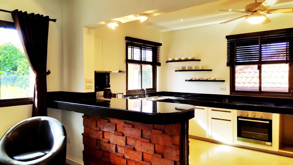 Hideland - The Luxury Tropical Villa Pattaya Exterior photo